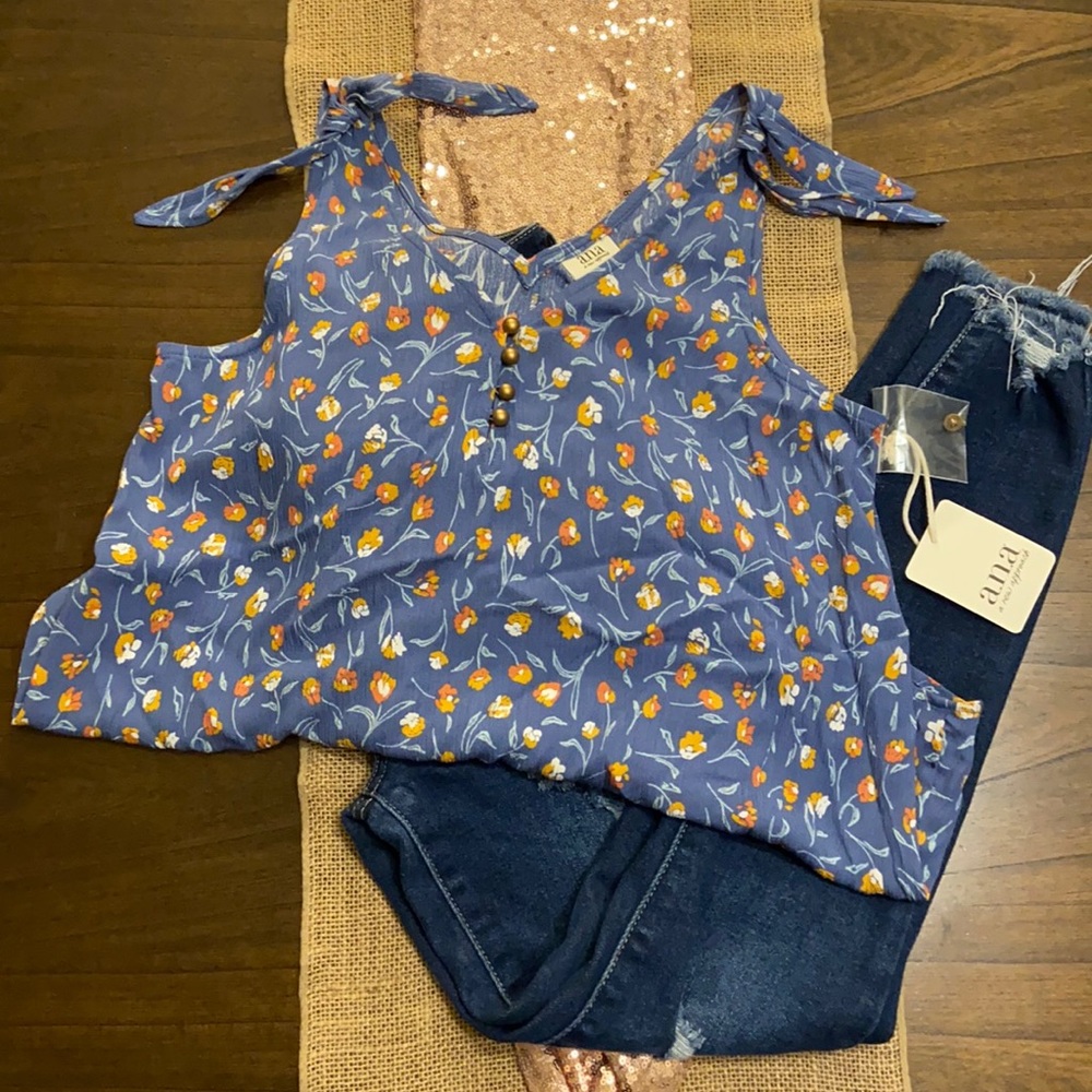 🎉host pick🎉a.n.a sleeveless tank top